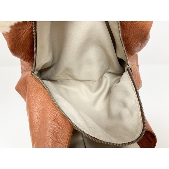 AMERICAN LEATHER CO. Handbag, Purse, Brandy Tooled - Picture 11 of 14